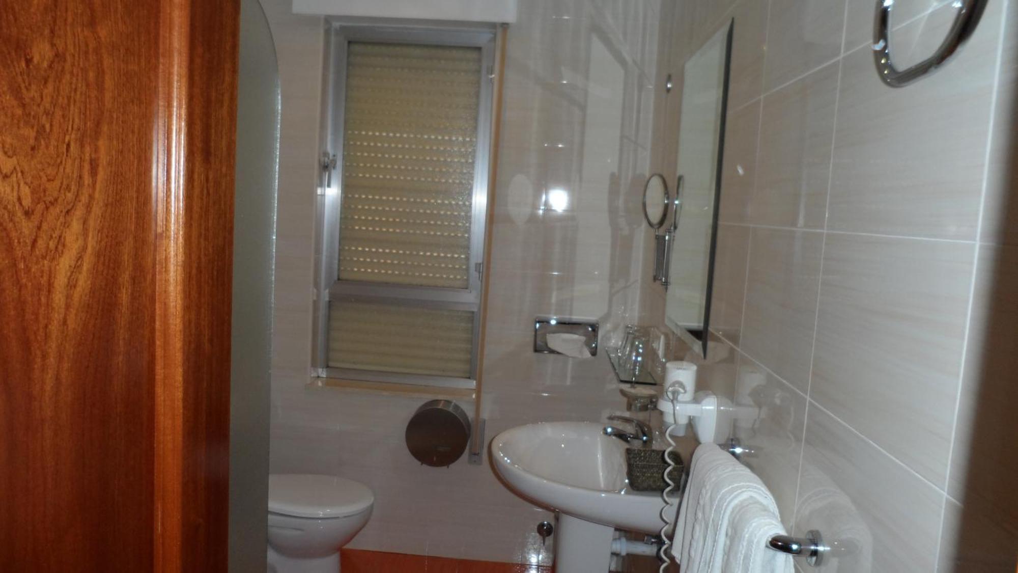 Hostal Coruña Astorga Habitación foto
